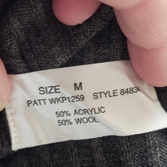 EUC women's sweater dress set medium - Picture 10 of 14